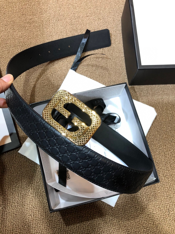 スーパーコピーグッチベルト正面デザイン